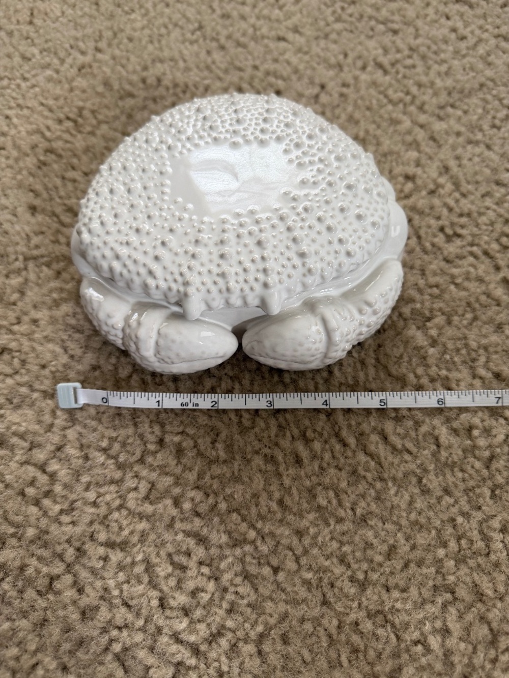 White ceramic crab decor/jewelry dish